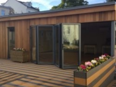 Here’s Why You Should Consider Putting a Kinedo Shower Cubicle In Your Garden Ro